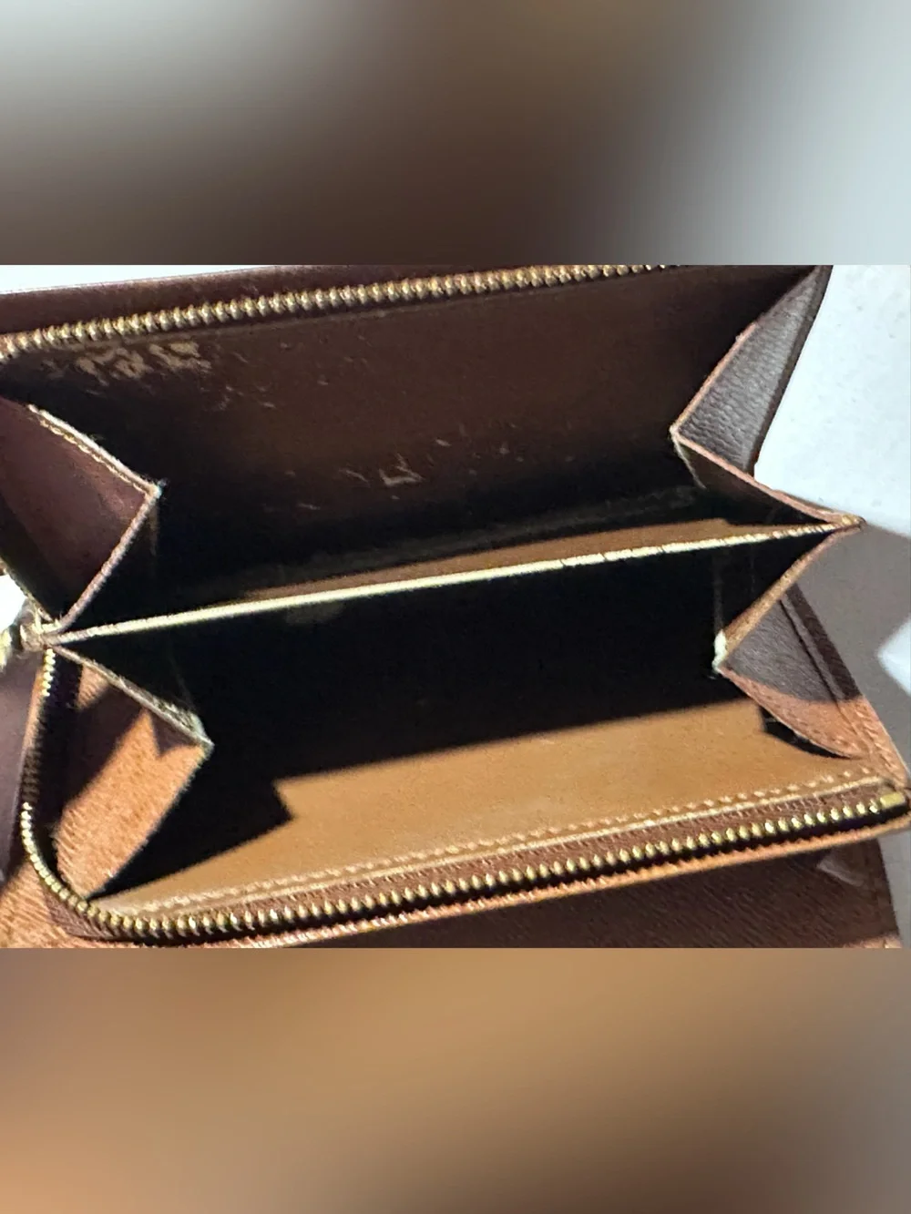 Louis Vuitton Monogram Porte-Monnaie Billets Trésor wallet
